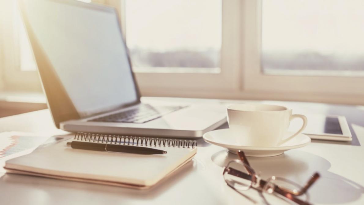 Grupo participando en dinámica de motivación